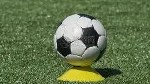 丁俊晖保守头名，肖国栋逆势上位领跑中国斯诺克